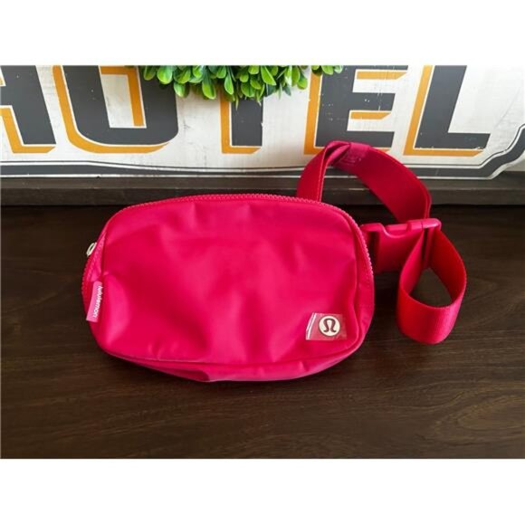 lululemon athletica Handbags - Lululemon Bright Pink Everywhere Belt Bag 1LNWOT